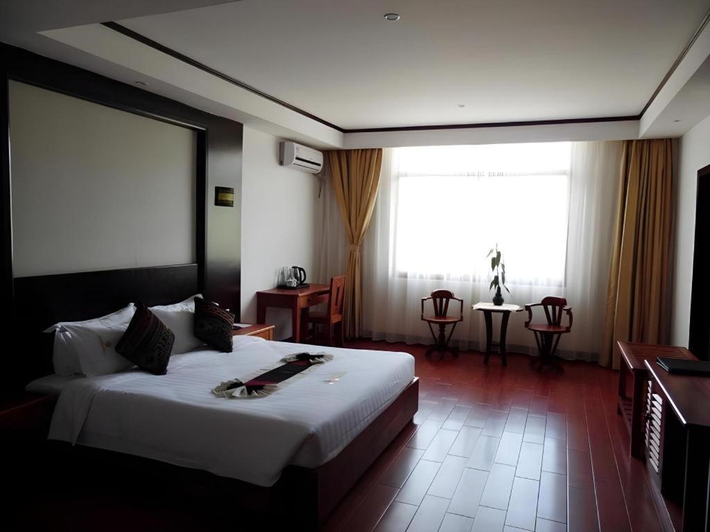 Xishuangbanna Hotel Managed By Xandria Hotel Luang Prabang Exterior photo