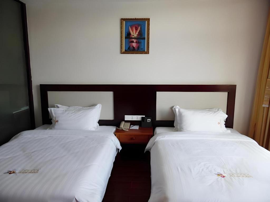 Xishuangbanna Hotel Managed By Xandria Hotel Luang Prabang Exterior photo