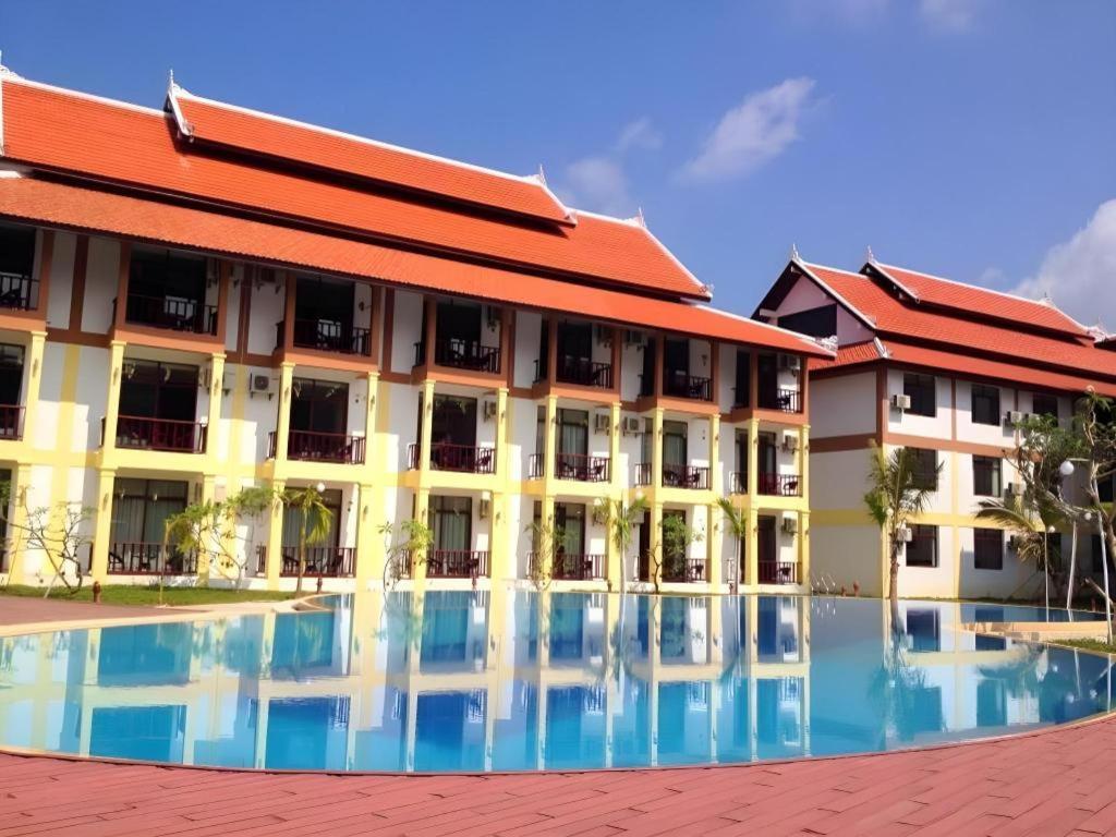 Xishuangbanna Hotel Managed By Xandria Hotel Luang Prabang Exterior photo